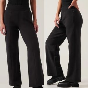NWOT Athleta Retroplush Straight Leg